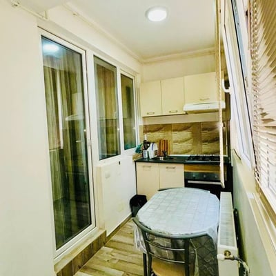 Miete einer möblierten 2-Zimmer-Wohnung, 6. Bezirk, Bukarest, Rumänien